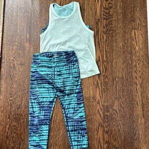 Size S/7 Athleta Team Up Tank and Capri Pants